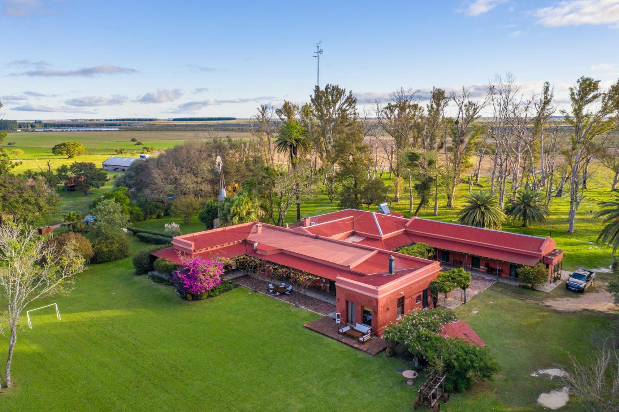 Estancia La Violeta ชาร์คารี ภายนอก รูปภาพ